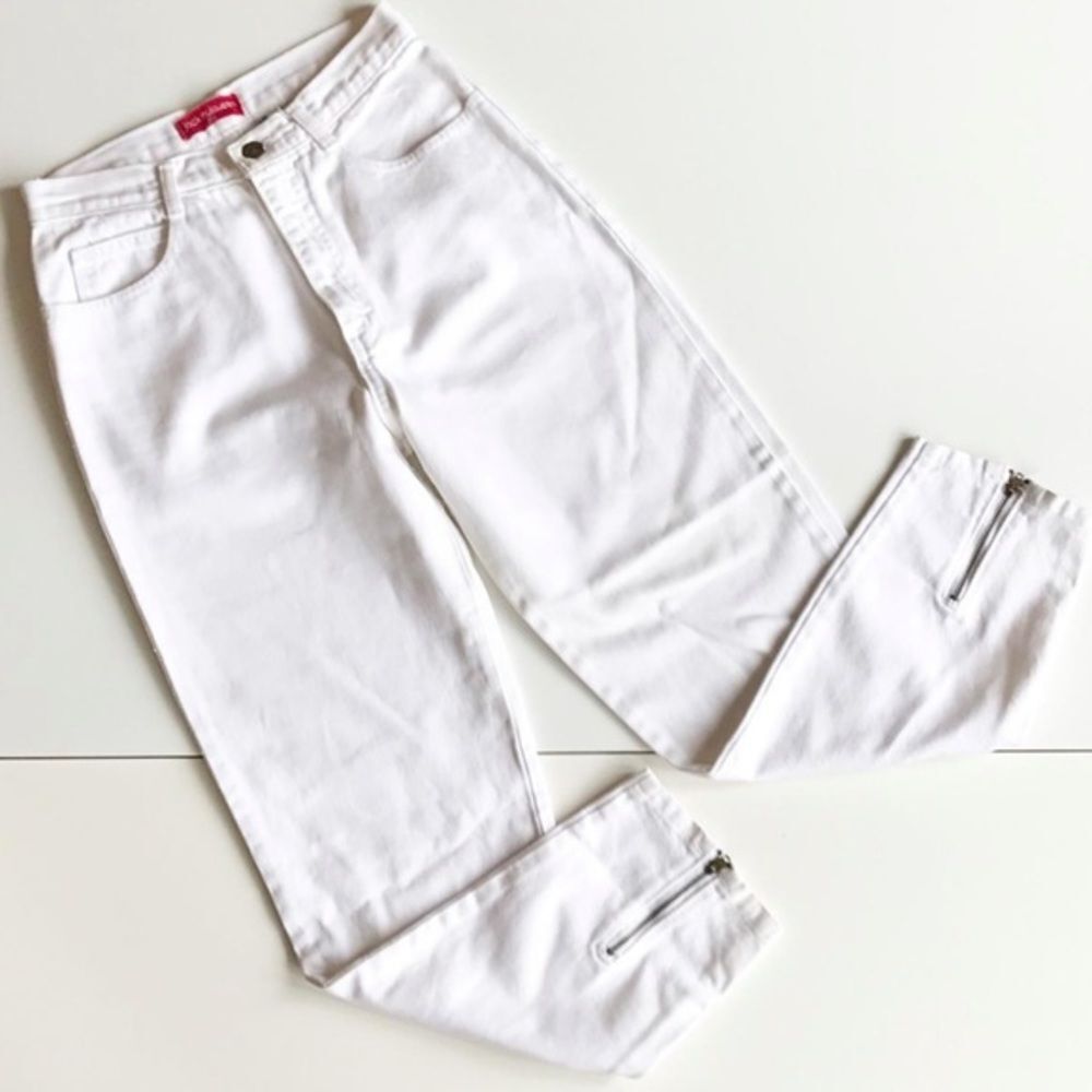 90s Vintage white denim zippered highwaisted mom jeans- 25 26 Women